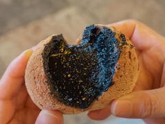 黑芝麻流沙麻薯球-纯坊佳哥手作(江汉路店)