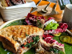 超级牛肉帕尼尼-O'mills Sourdough Bakery&Bistro(永嘉路店)