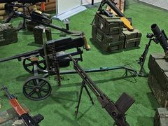 -都市枪神实弹射击俱乐部