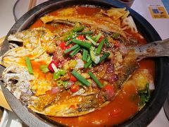 -鸣记脆皮烤鱼·海鲜烤鱼(三八广场店)