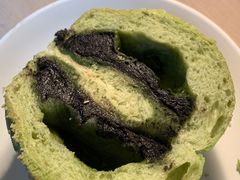 流沙芝麻青团包-奈雪的茶(湖滨银泰in77C区PRO店)