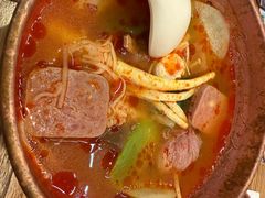 -成都你六姐·牛肉冒菜(上海环宇荟店)