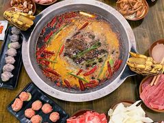 -黄潇洒老火锅(九眼桥宏济巷店)
