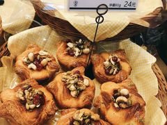 蜂蜜坚果可颂-都恩客(高岛屋百货店)