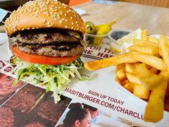 -The Habit Burger Grill 哈比特汉堡(复兴soho店)