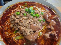 红烧肥肠粉-丁丁猫重庆小面(徐州路店)