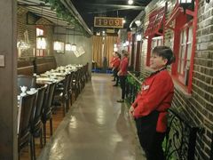 -东口码头·烧鸽子·鱼头泡饼·地方菜(金鹰悦城店)