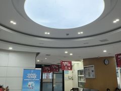 -雅悦齿科(顾村公园店)