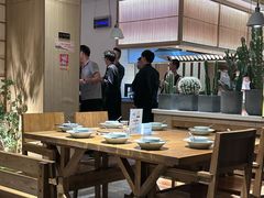 -蜜桃餐厅·伴山(湖滨商业街店)