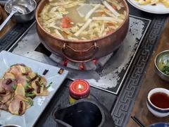 -三锅莊·牦牛肉火锅·香格里拉特色藏餐宴请餐厅(昆明创始店)