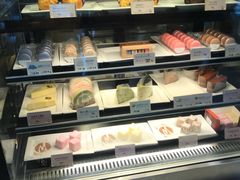 -麦当劳(新华路步步高店)