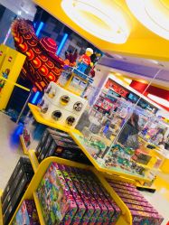 -乐高品牌旗舰店(人民广场店)