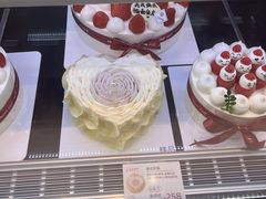 -花花卷卷·鲜食蛋糕(静安久光百货店)