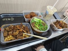 -阿姨牛杂(北京路店)