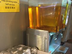 -莓园冰淇淋店