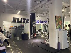 -汗水空间私教健身连锁(SM广场店)