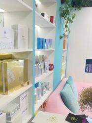 -斐尔国际皮肤管理中心