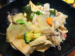 -万记麻辣烫国展总店