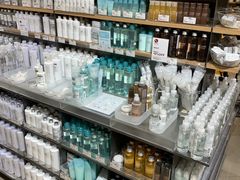 -MUJI无印良品(万达天鹅湖店)