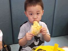 -牛男手造比萨(百盛店)