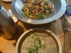 -小洞天柴火土菜馆