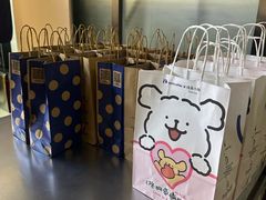 -瑞幸咖啡(维佳佰港大酒店店)