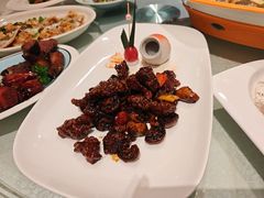 -金美华轩(东方路齐鲁店)