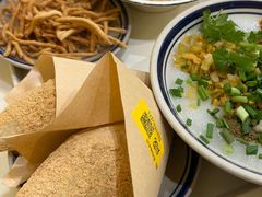 -正南齐北·老街糯米团(洪崖洞店)