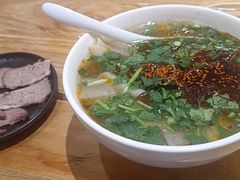 -嘻小北·兰州清汤牛肉面(太平洋森活天地店)