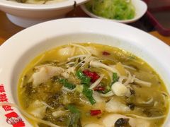 -南城香·饭香串香馄饨香(赵公口店)