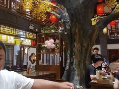 -钵家大院·地道湖北菜(江夏·大花岭店)