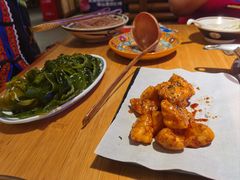 -洱火云南酸菜牛肉火锅(石景山当代商城店)