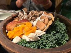 -三出山火锅(南京万象天地店)