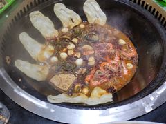 -地锅公社·现炒地锅鸡·地锅鱼·夜宵(罗锦路店)