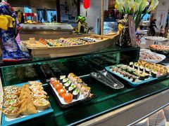 -荣誉国际酒店-云顶旋转餐厅