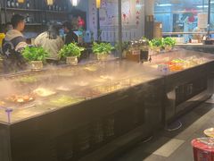 -牛里牛气· 榴莲海鲜鲜牛肉自助火锅·烤肉(横岗店)