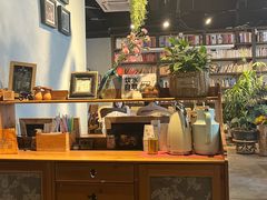 -房角石咖啡与书(吉大南校店)