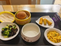 -爱陪伴尊享月子中心(国际店)