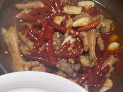 鸡爪-费大厨辣椒炒肉(太平老街店)