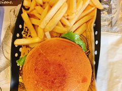 -UMAMI乌玛米披萨·汉堡·清真Halal(红岭北店)