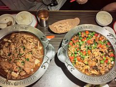 -胖哥俩肉蟹煲(华贸店)