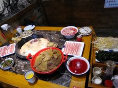 -蜀辣居鲜货老火锅(红牌楼店)