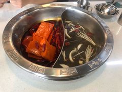 -憨铁匠老火锅(龙岗万科里店)