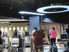 -一兆韦德健身(张杨路店)