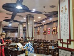 大堂-龙老五汤店(站前西路店)