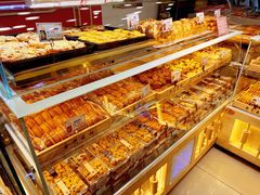 面包甜点陈列柜-金色麦甜糕点(面包.蛋糕.华苑店)