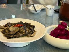 -乡村馕坑肉·烧烤·新疆菜·本地人更爱吃(阿勒泰首店)