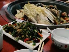-忆乡情铁锅炖鱼饭店(延庆店)