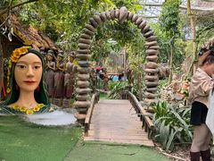 -呀路古热带植物园