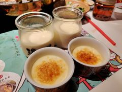 牛乳布丁和焦糖布丁-温禾牛·和牛寿喜烧自助火锅(恒基名人店)